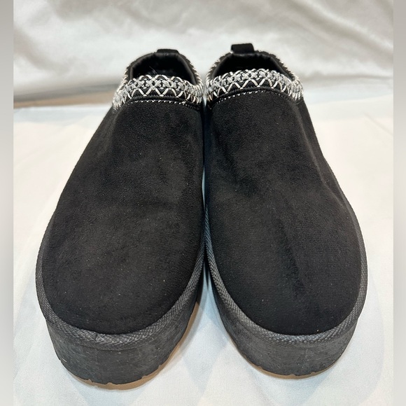 Mudd Stormy Platform Clog in Black - Picture 3 of 13